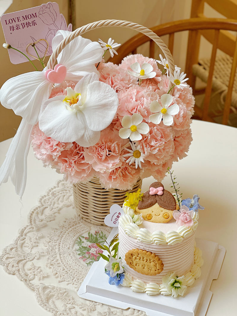 【母亲节预售】康乃馨手提花篮+温柔妈妈蛋糕